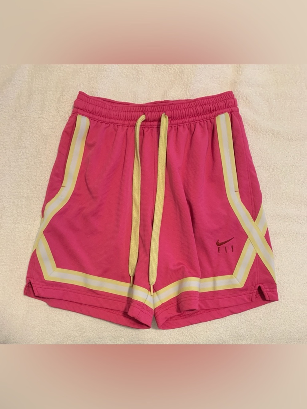 Women’s Nike dri fit pink basketball shorts!